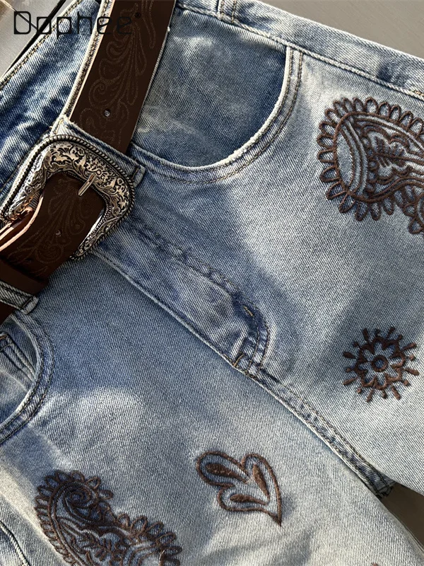 Hohe Taille Abnehmen Gestickte Blumen Ausgefranste Design Jeans Frauen Herbst Neue Straße Persönlichkeit Mode Lässig Fünf-punkt Hosen