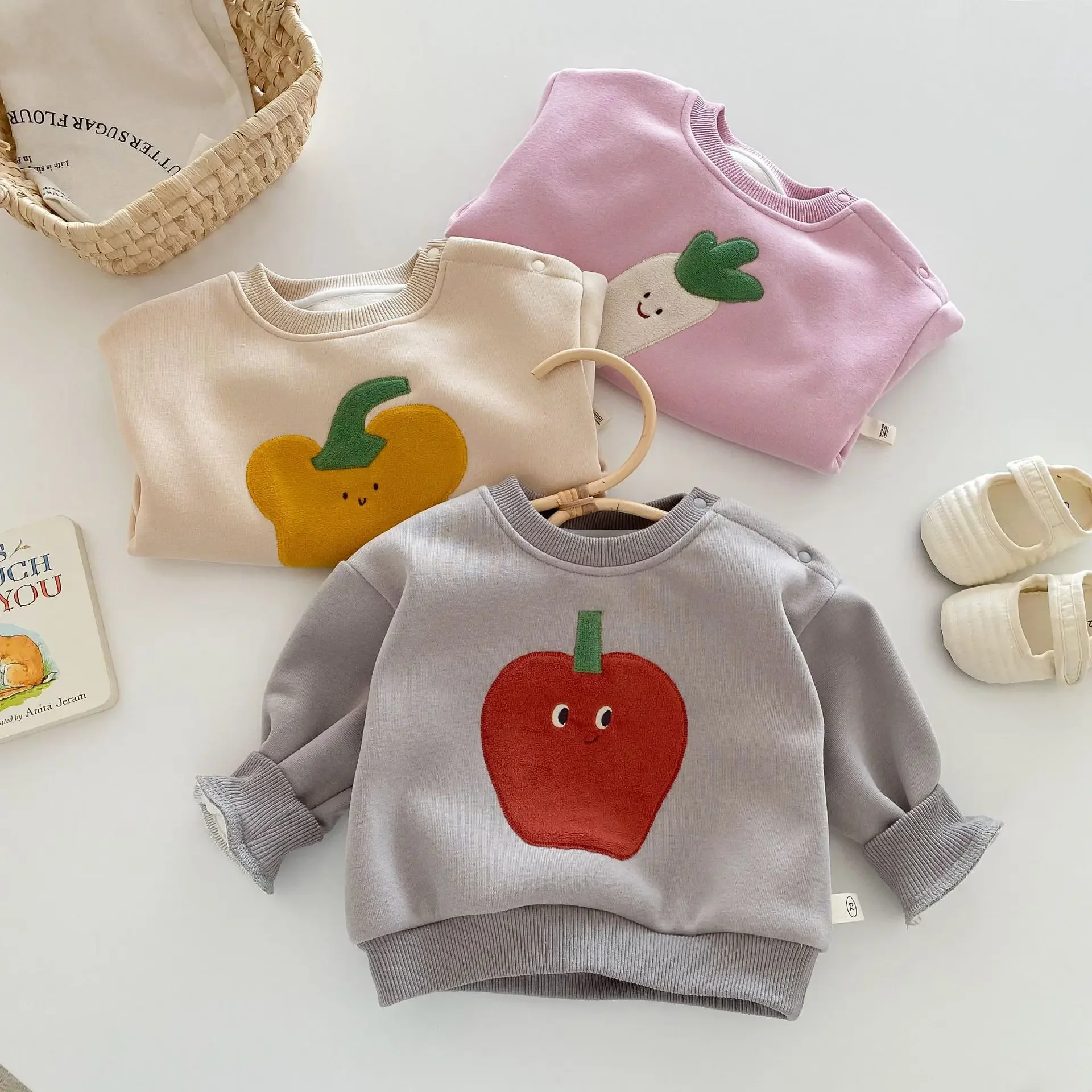 

Kids sweatershirt fleece 0-4 years old winter Korean children's clothing boys cute fruit top