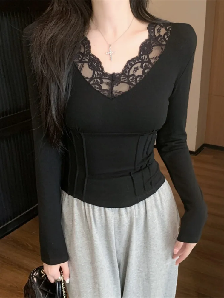 

Hong Kong Style Pure Desire Lace Splicing Flocking Base T Shirt Autumn Winter New V Neck Back Hollow out Inner Wear Women's Top