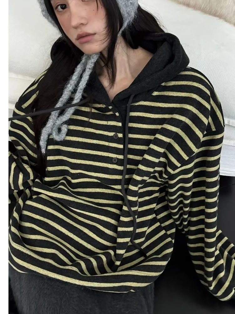 

Chic Vintage Striped Hoodie Women's Loose Long Sleeve Warm Top Fashionable Design Casual Versatile Spring Garment