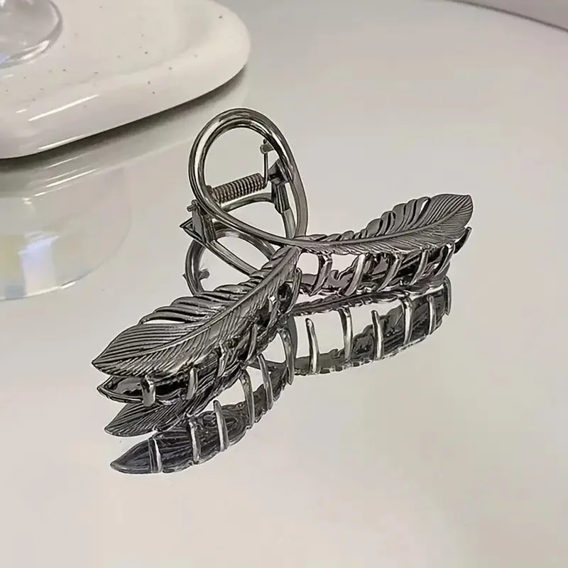 Trendige geometrische Haarspangen aus Metall mit Kreuzflügeln für Frauen, Retro-Haarspangen mit Haifischklammer, Krabben-Haarspangen, Haarschmuck für Mädchen, Kopfbedeckung – Detail 5