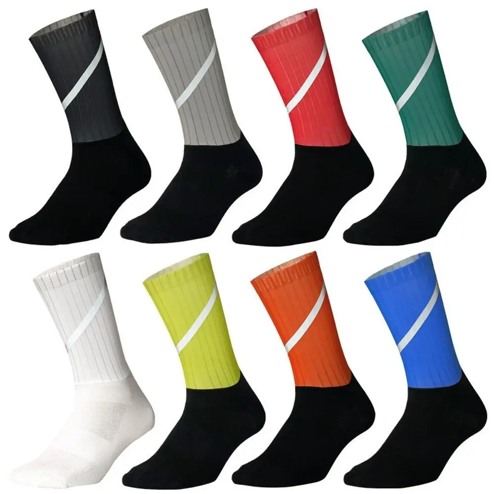 1 Pair Reflective Cycling Socks Sweat-absorbent Breathable Mid Tank Sports Socks Unisex Deodorant Sports Socks Running