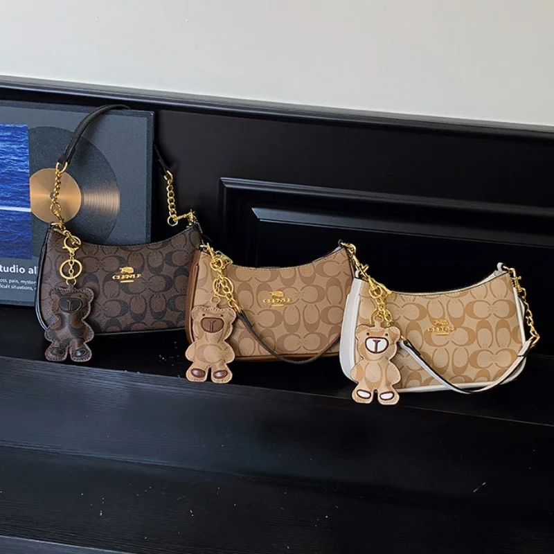 2026 new model,High-end style handbag for women, unique and fashionable, trendy, retro, simple and elegant small square bag, cr