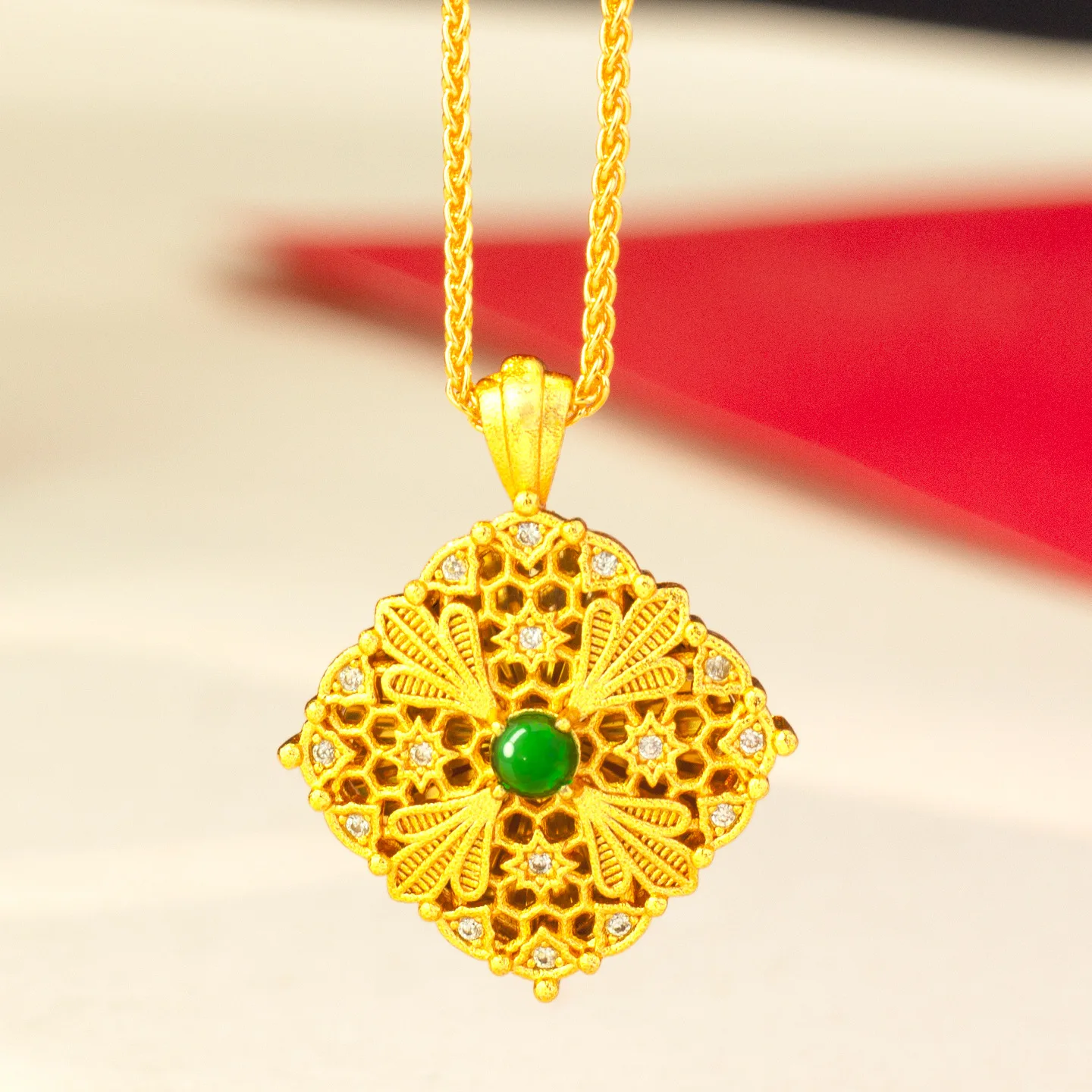 

Luxury 24K 9999 Pure Gold real gold Filament hollow diamond square pendant women's necklace