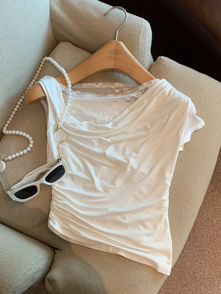 

White Lace Splice One Shoulder Short Sleeve T Shirt Women Summer Slant Shoulder Swing Collar Slim Fit Sexy Shoulder Bared Top