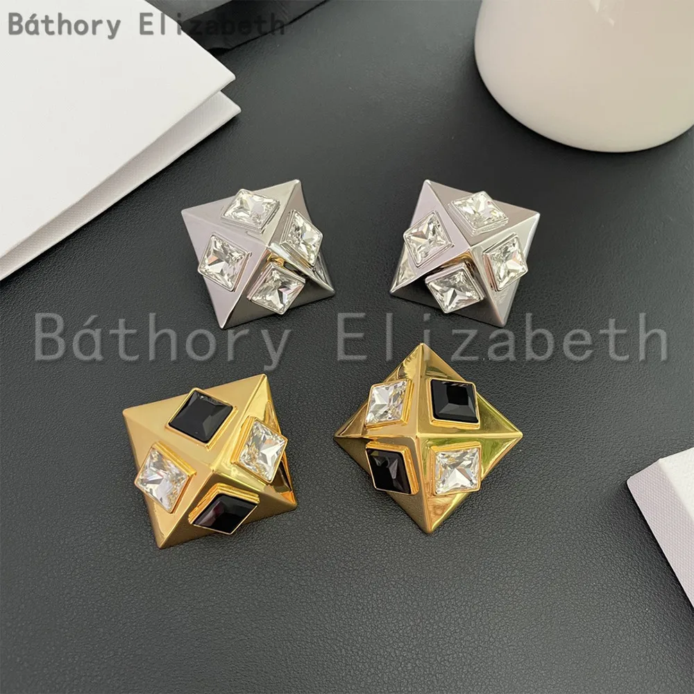 

Elizabeth Bathory 2024 Europe Famous Designer Brand Gold Silver Geometric Crystal Earrings Exaggerate Ear Clip Women Jewelry