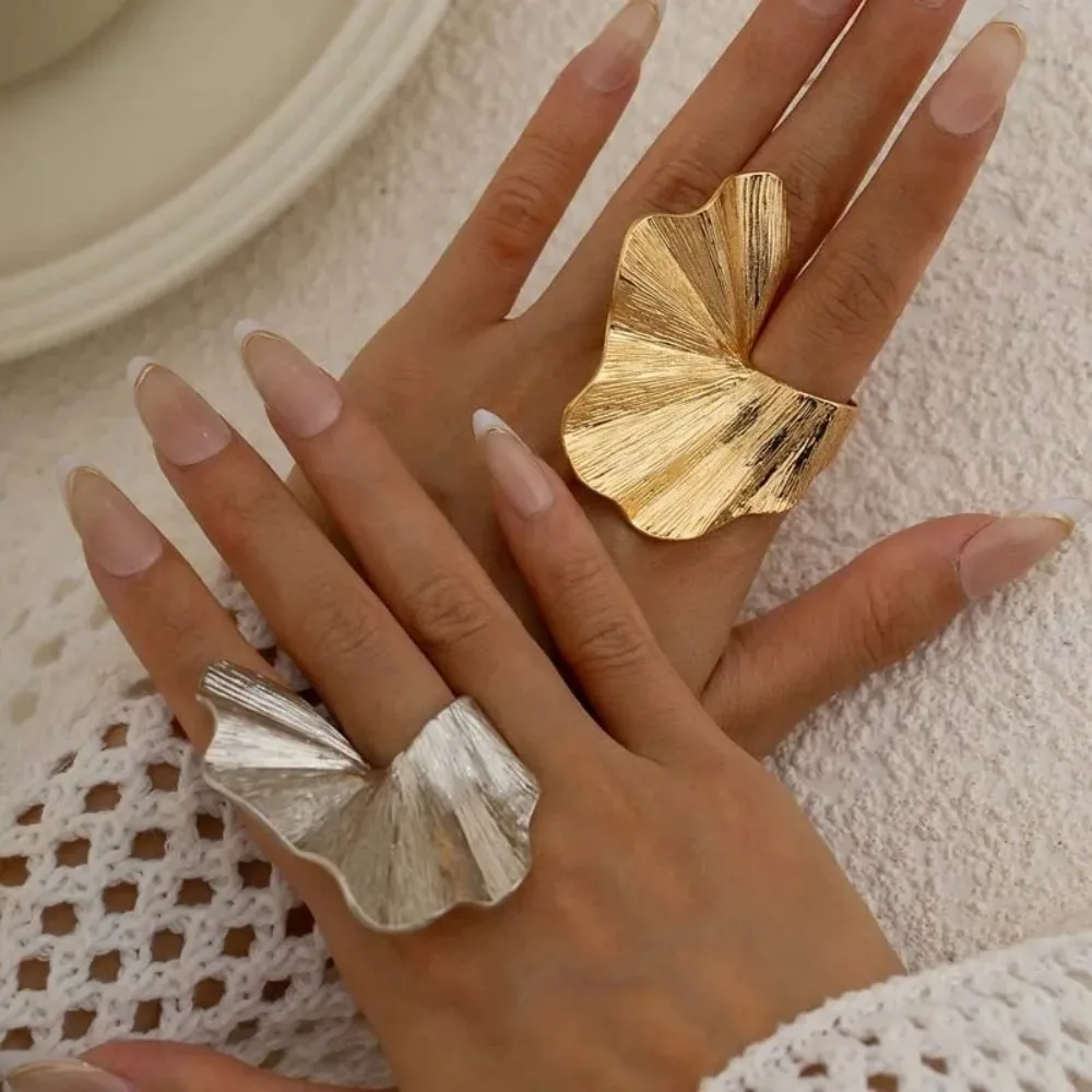 Geometric Ginkgo Leaf Ring Gold Silver Color Pleated Knuckle Joint Ring Metal Punk Party Jewelry Fan-Shaped Finger Ring