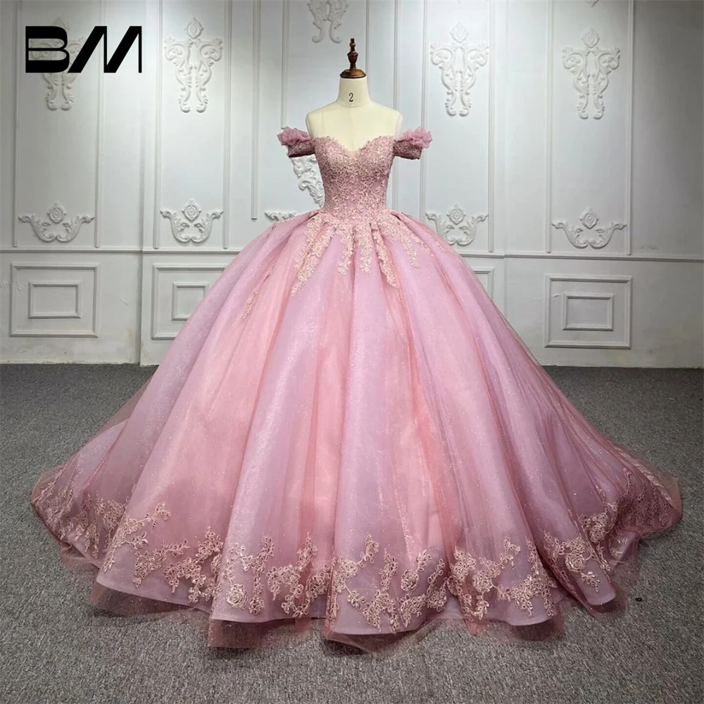 

Princess Off Shoulder Sweet 15 16 Quinceanera Dresses Lace Puffy Prom Gowns Long Birthday Ball Gowns with Train