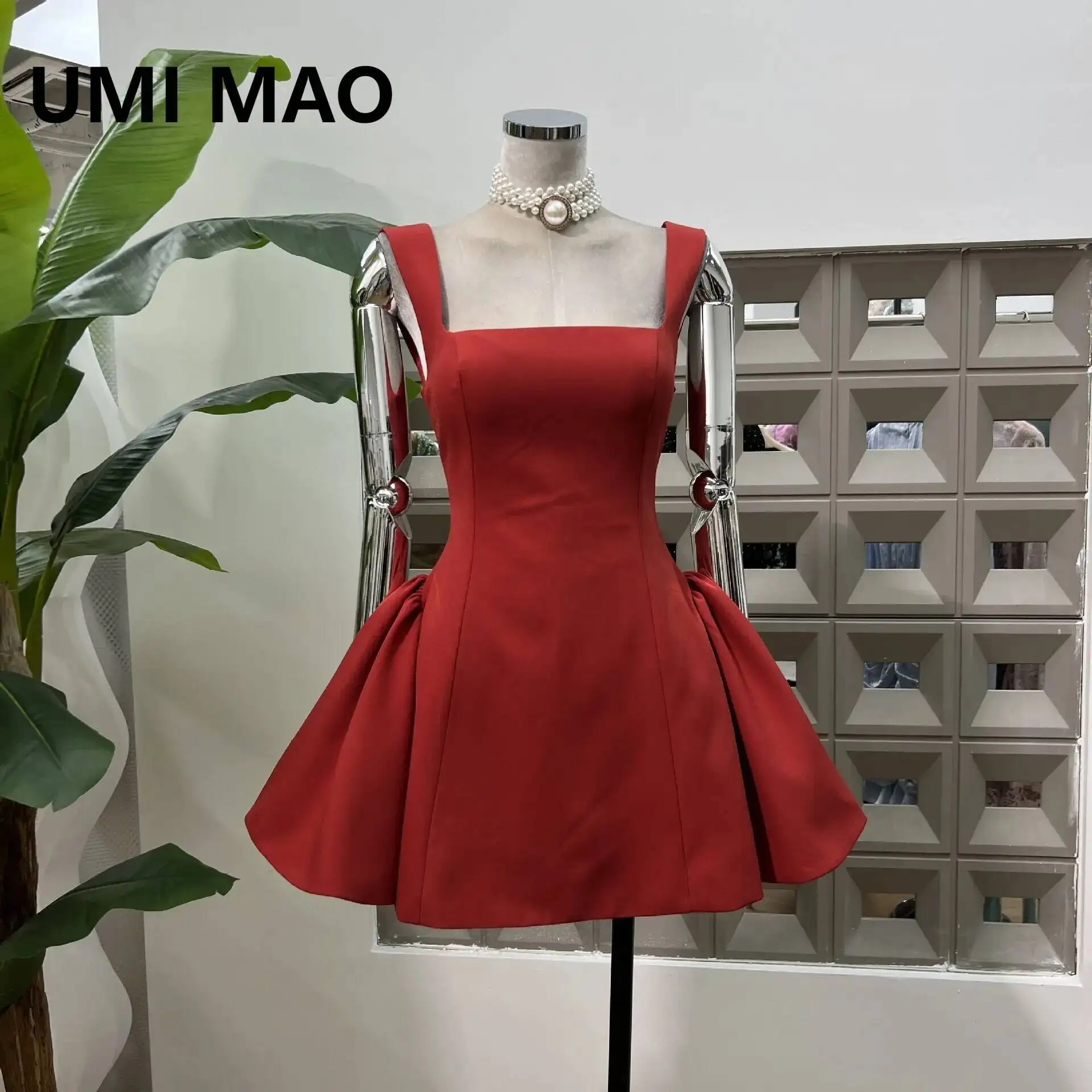 UMI MAO Minimalist  Intellectual Style Fashionable Solid Color Square Neck French Dress With Fluffy Waist And Short Skirt Dress
