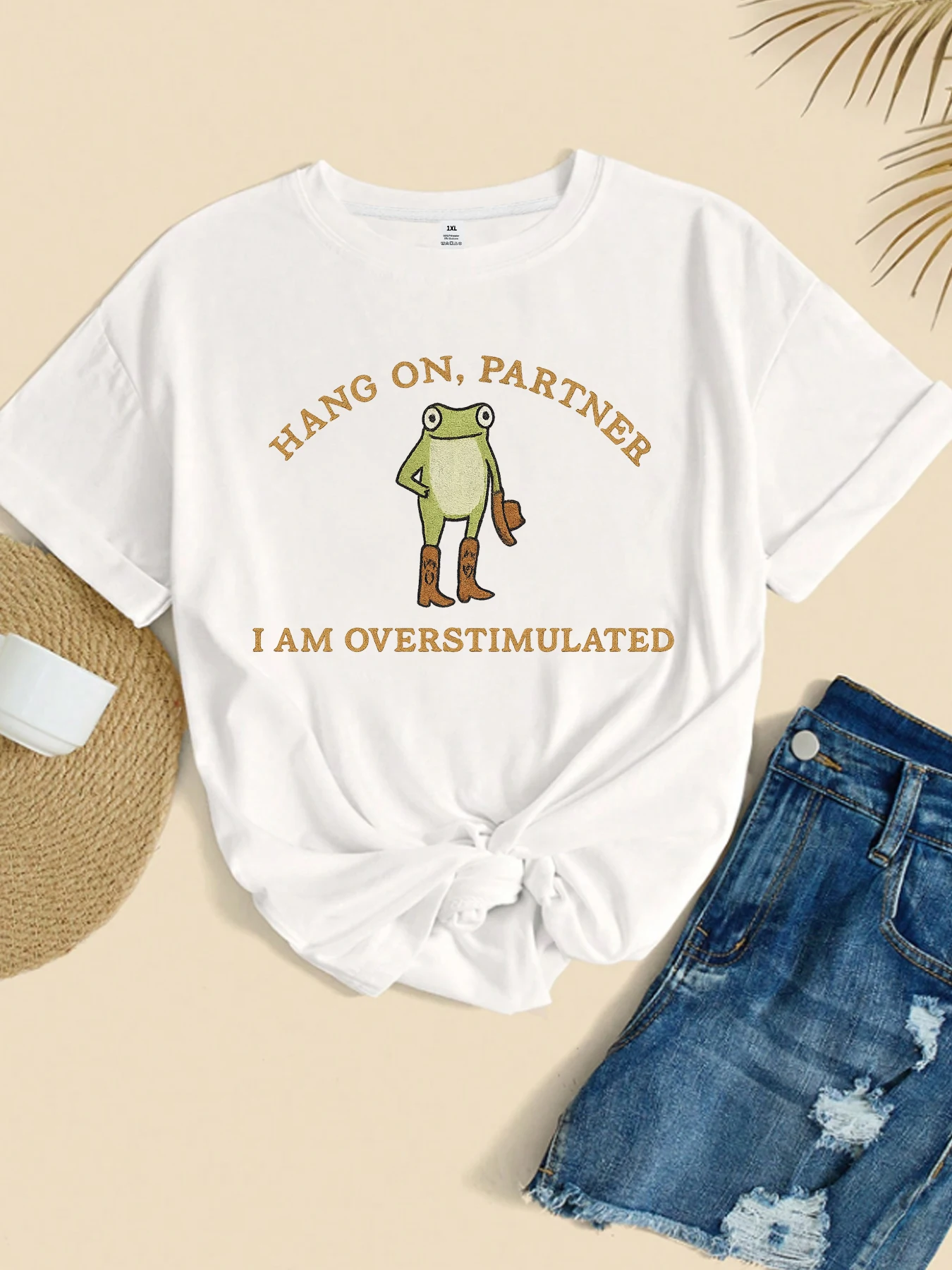 

【WY12290】Cartoon frog print plus size women's round neck t-shirt summer casual short sleeved top fashionable and versatile