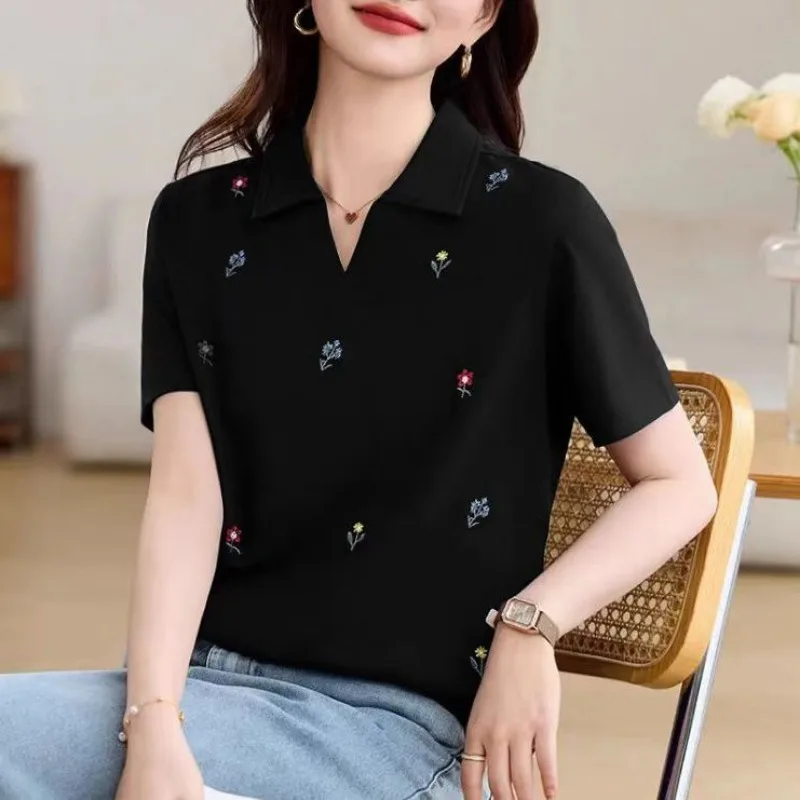 أزياء عارضة طية صدر السترة قصيرة الأكمام فضفاضة جديدة الصيف بولو فضفاض المطرزة أعلى تي شيرت