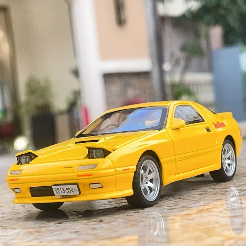 

1:32 Mazda RX-7 Alloy Car Model Diecast Metal Sports Vehicles Model High Simulation Sound and Light Collection Children Toy Gift