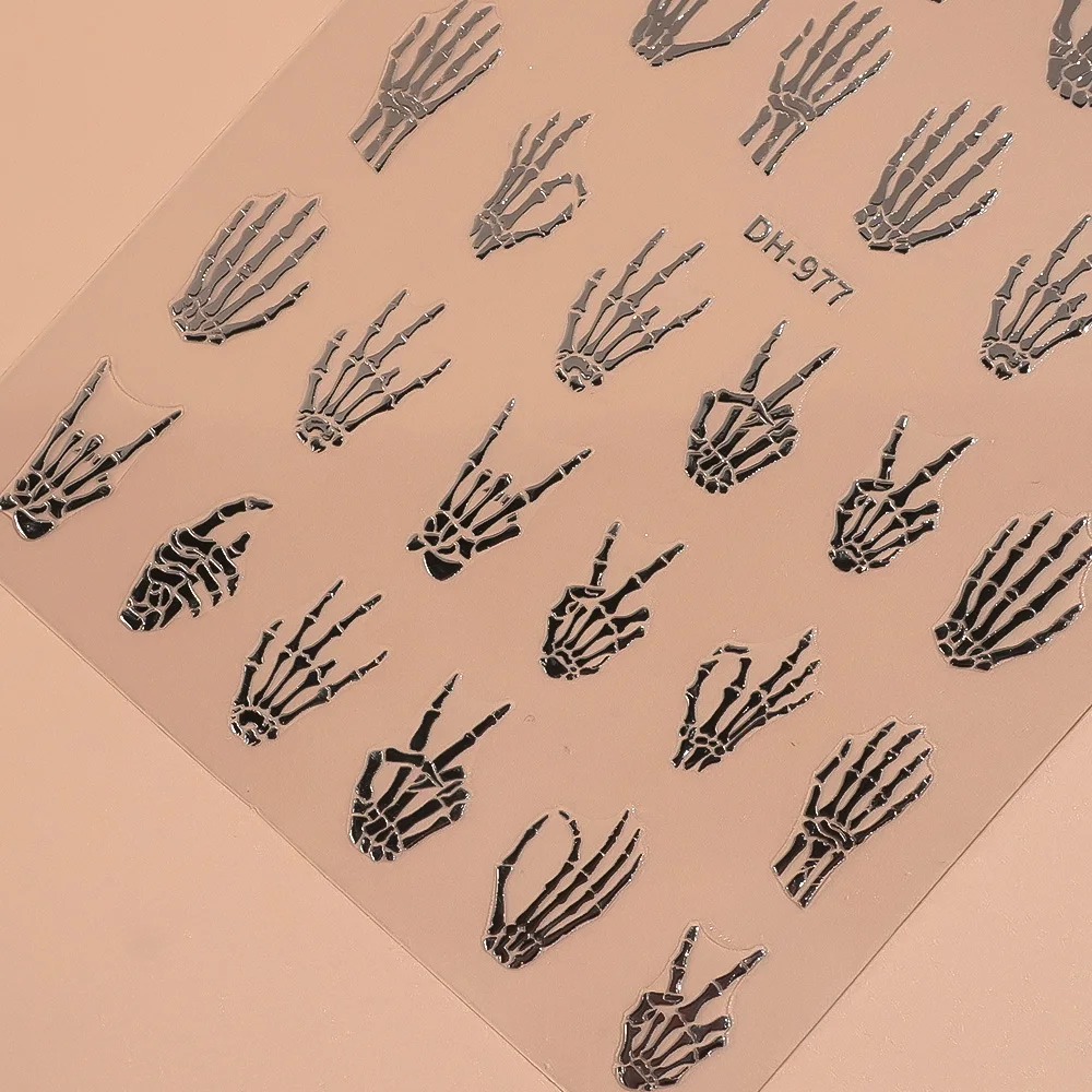 สติกเกอร์ติดเล็บแบบแบน 3 มิติ ลายมือโครงกระดูกสีเงิน สำหรับตกแต่งเล็บผู้หญิง DIY สติกเกอร์ติดเล็บแบบมีกาวในตัว สำหรับตกแต่งเล็บสไตล์พังก์แฟชั่น