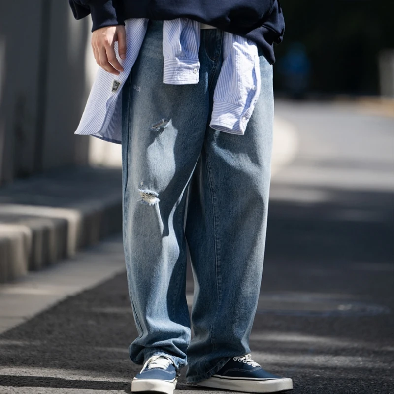 

Винтажные джинсы мужские потертые в европейском стиле свободные до щиколотки с отверстиями отбеленные для фитнеса осенние брюки в стиле панк универсальные с напуском хипстеры