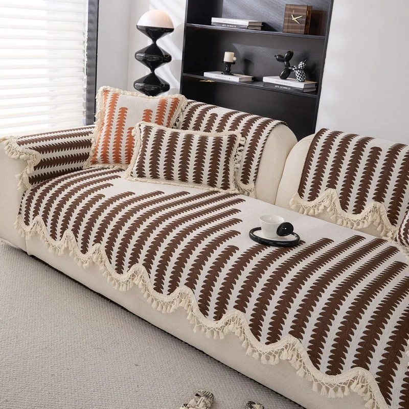 Geometry Pattern Thicken Sofa Cover Universal Soft Velvet Sofa Cushion Non-slip Couch Towel Mat for Living Room Four Seasons