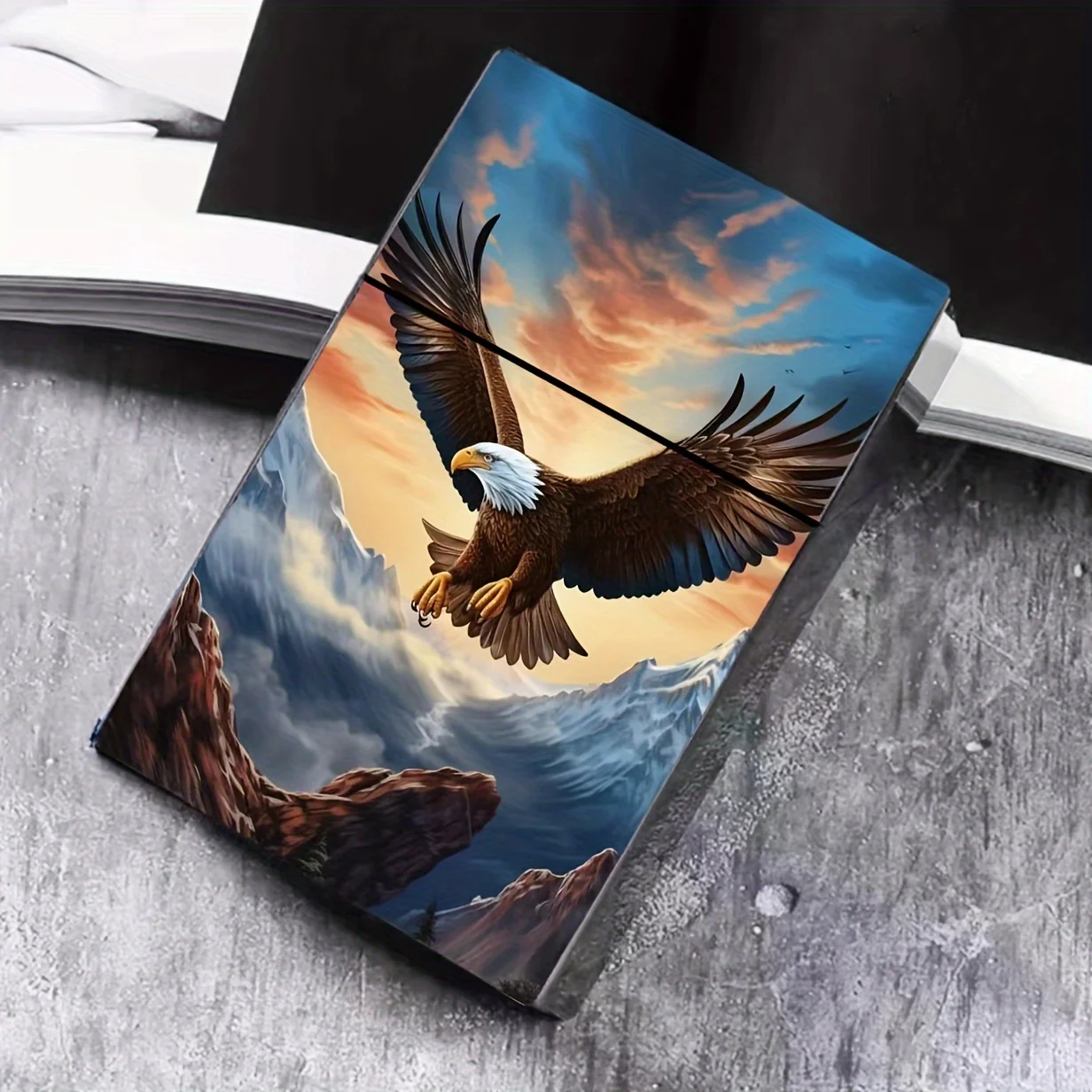 Eagle Design Personalized Plastic Cigarette Case - For 84mm Cigarettes, Closure Type: Flip, No Power Required, No Batteries