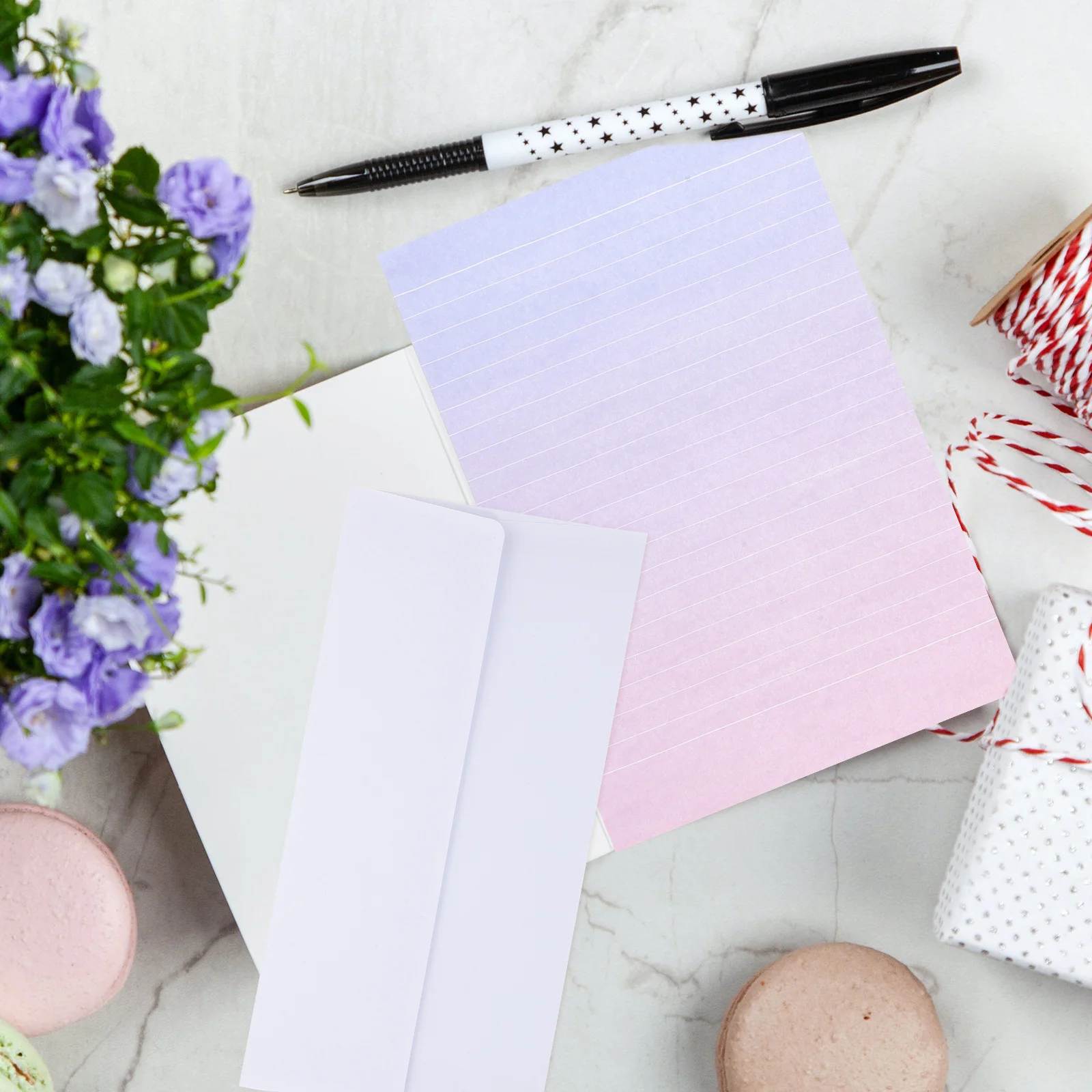 

4Sets Letter Paper with Envelopes Gradient Color Styles 4 Sheets 2 Envelopes for Birthday Invitations Notes Stationery