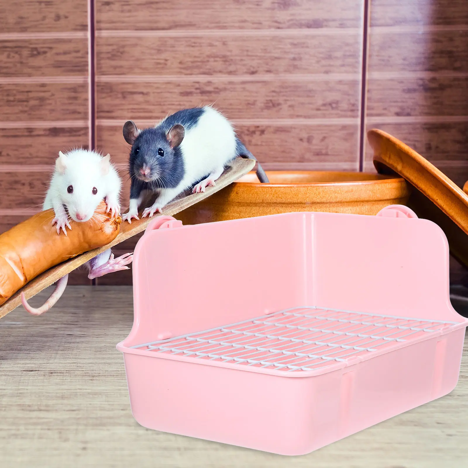 

Plastic Bunny Potty Convenient Daily Use Rabbit Toilet with Mesh Filtering Base for Smell Reduction Suitable for Living Room