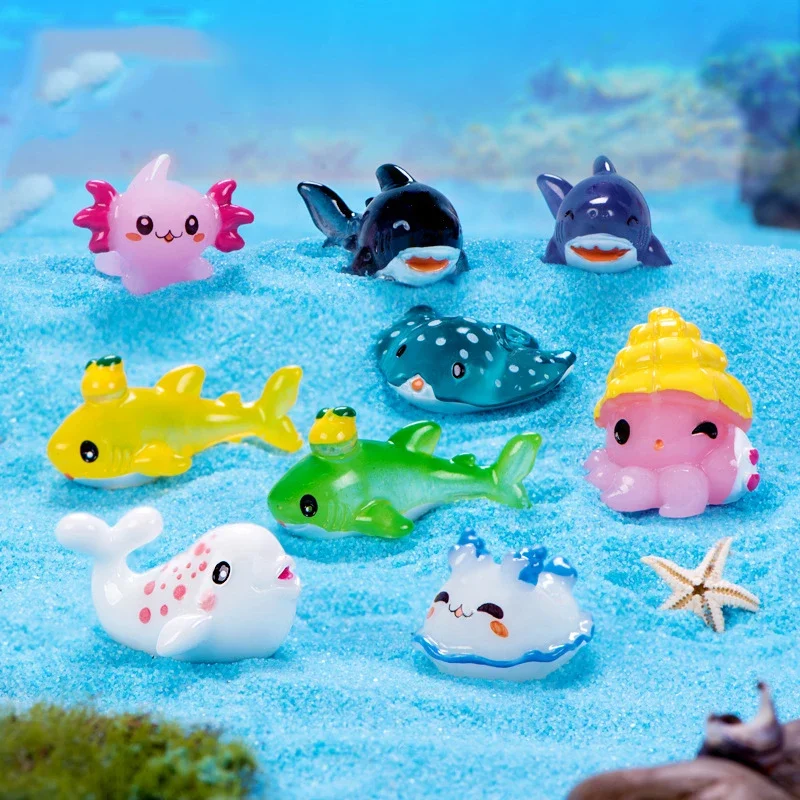 1PC Mini Marine Life Whale Shark Crocodile Turtle Octopus Sea Hare Figure DIY Aquarium Fish Tank Landscape Miniature Ocean Fish