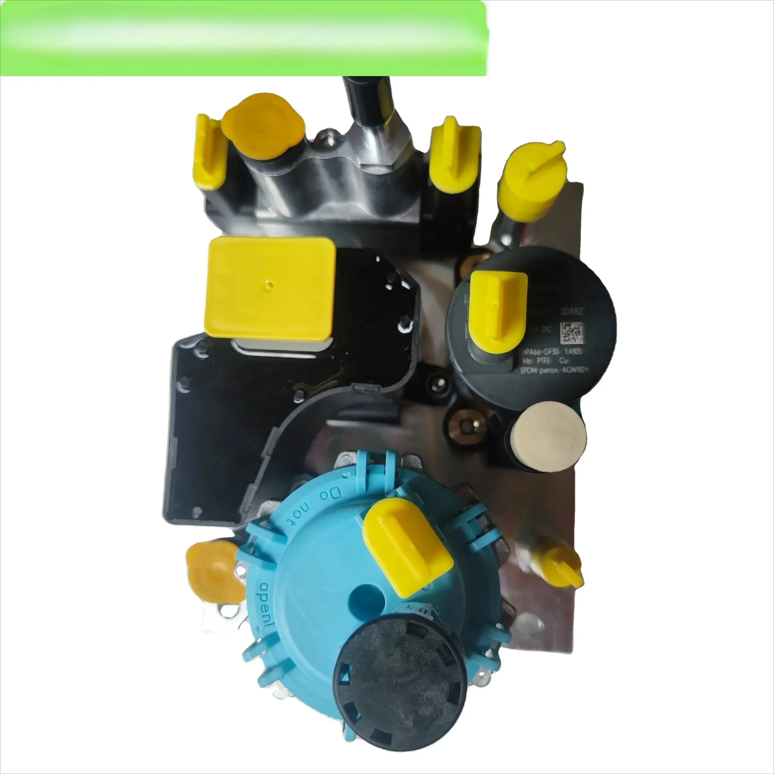 

Brand new imported SCR engine adblue urea pump 22608244 23387866 23387854 85020666 21679299 21892627 22039620 urea pump
