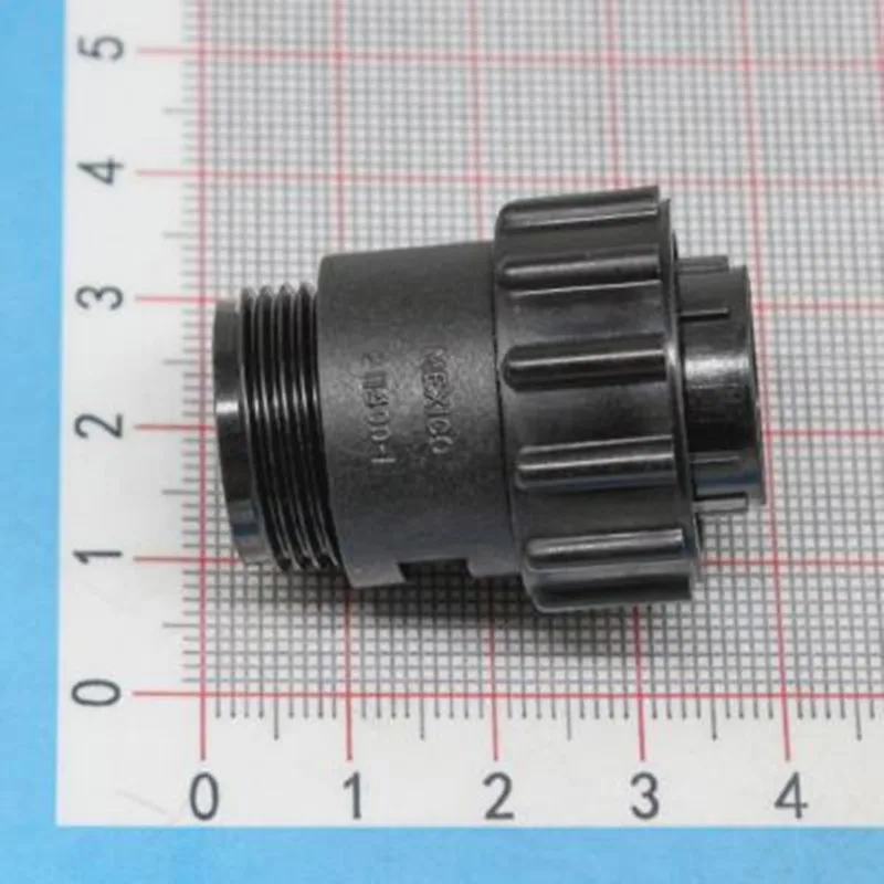 AMP TE/Tyco circular Power 7-core circular plug socket connector 211400-1 Housing 600 VDC 7 Position Pin