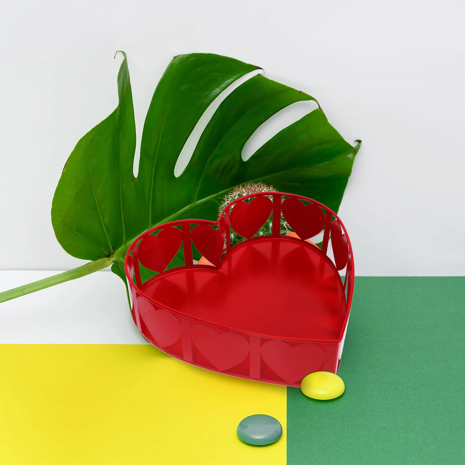 

1pc Hollow Heart Flowerpot Design Decorative Plant Pot for Home Bedroom Garden Red Desktop Candy Cactus Storage