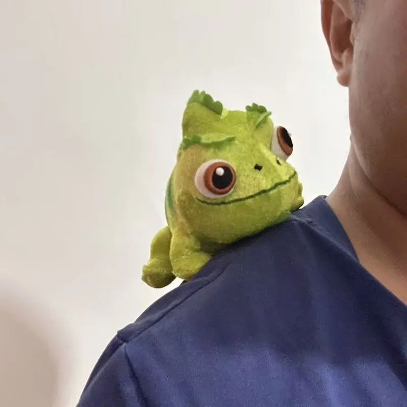 ديزني غرزة الكرتون متشابكة باسكال الكتف ألعاب من نسيج مخملي مع الحرباء المحيط خنزير يجلس الكتف المغناطيس طفل زخرفة هدايا عيد الميلاد