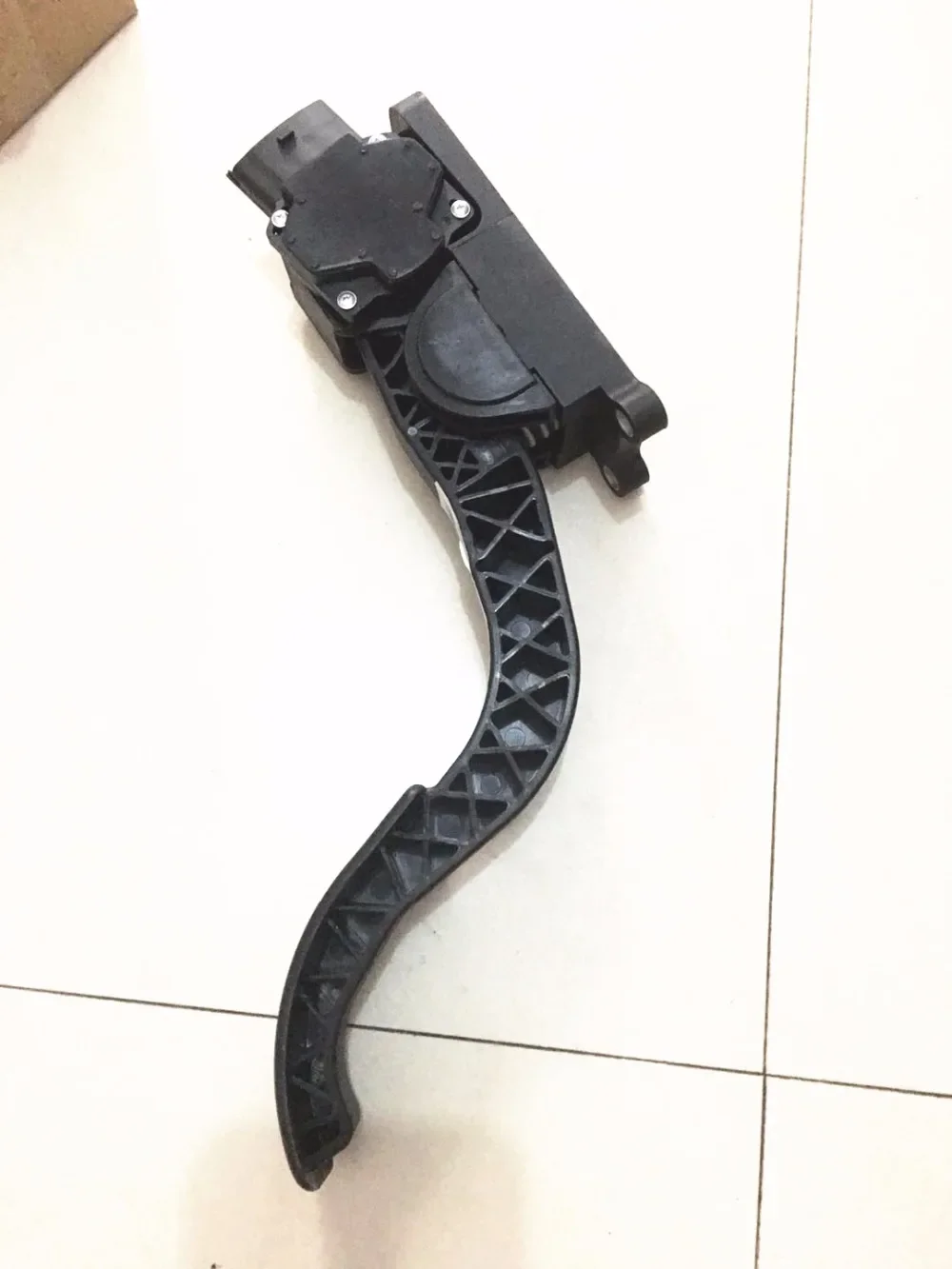 The Oil Pedals Accelerator 1108010R001 Of JAC Parts This Item