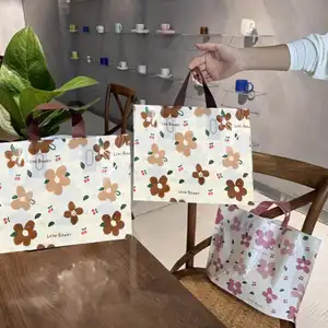 100 50   Plastic Packaging Bags with Handle Transparent Shopping Flower Carry Out Bags Gift Bag Kitchen Accessory