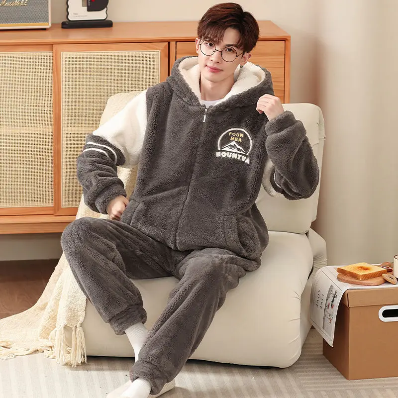 Coral Velvet Pajamas for Men Can Be Worn Outside Sleepwear Fall/Winter Thick Winter Teen Winter Flannel College Furry Homewear