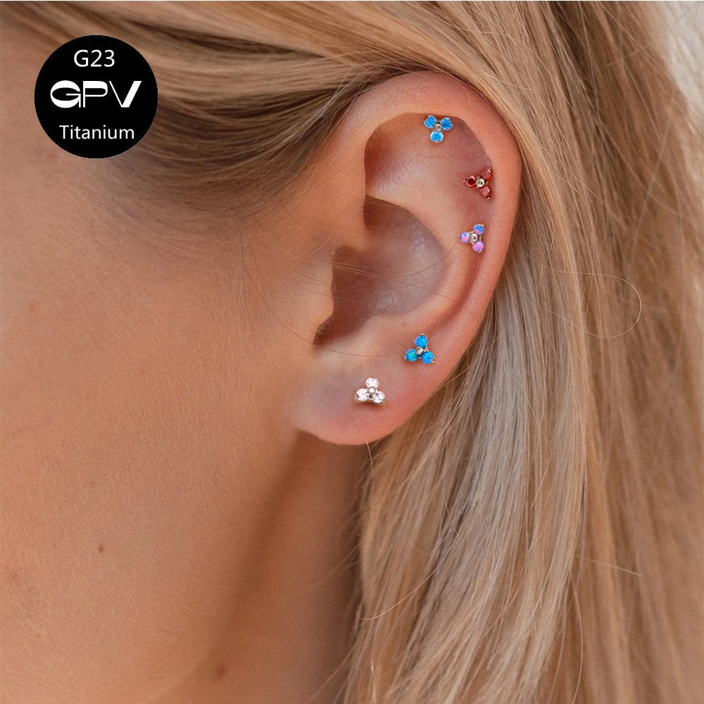 Exquisite G23 F136 Titanium Three-Claw Flower Ear Nail Korean Style Versatile Piercing Jewelry Female Ear Bone Nail