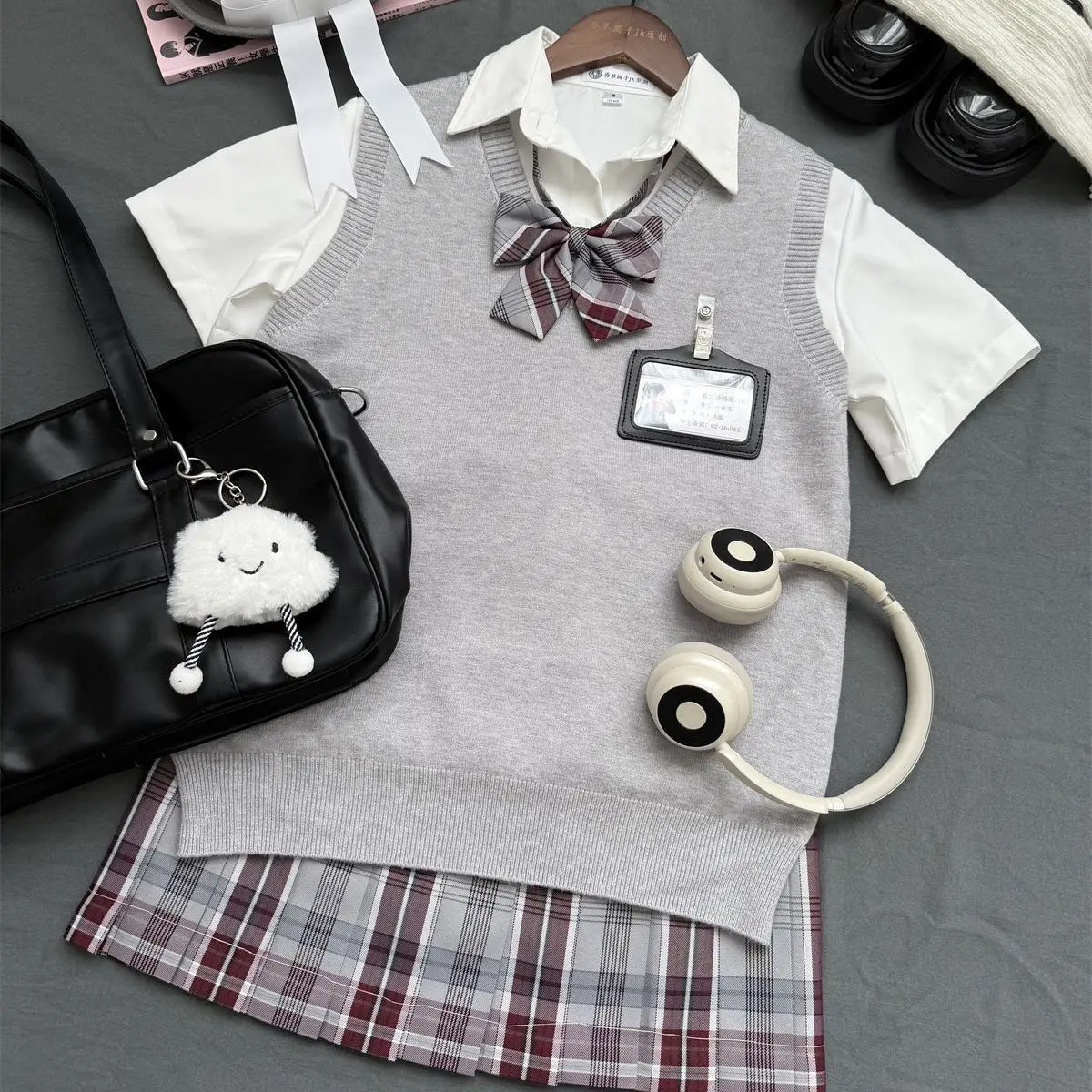 Japanese Korean style four-piece JK uniform set plaid skirt sweater vest shirt and schoolgirl style for spring summer layering