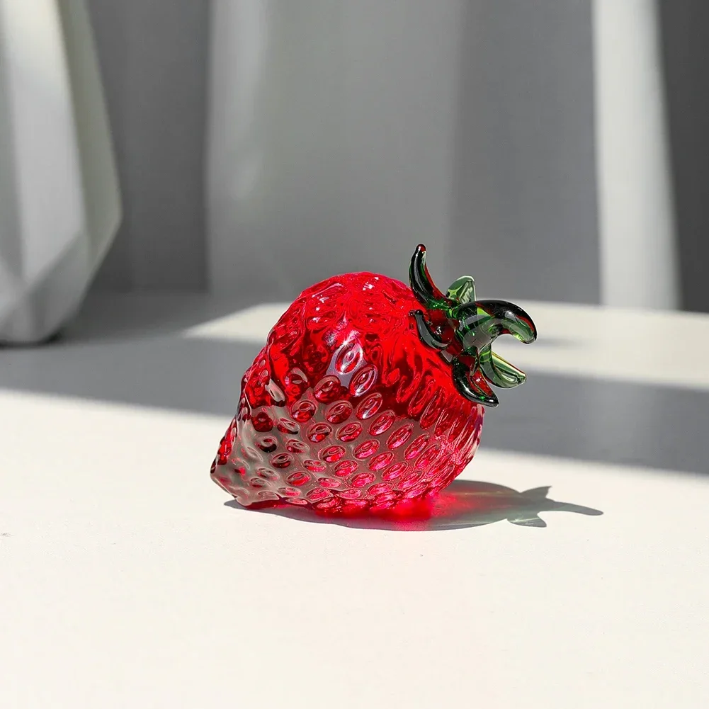 Red Tabletop Strawberry Figurine Valentines Collectible  Fruit Blown Glass Fruit Decoration For Home Kitchen Office