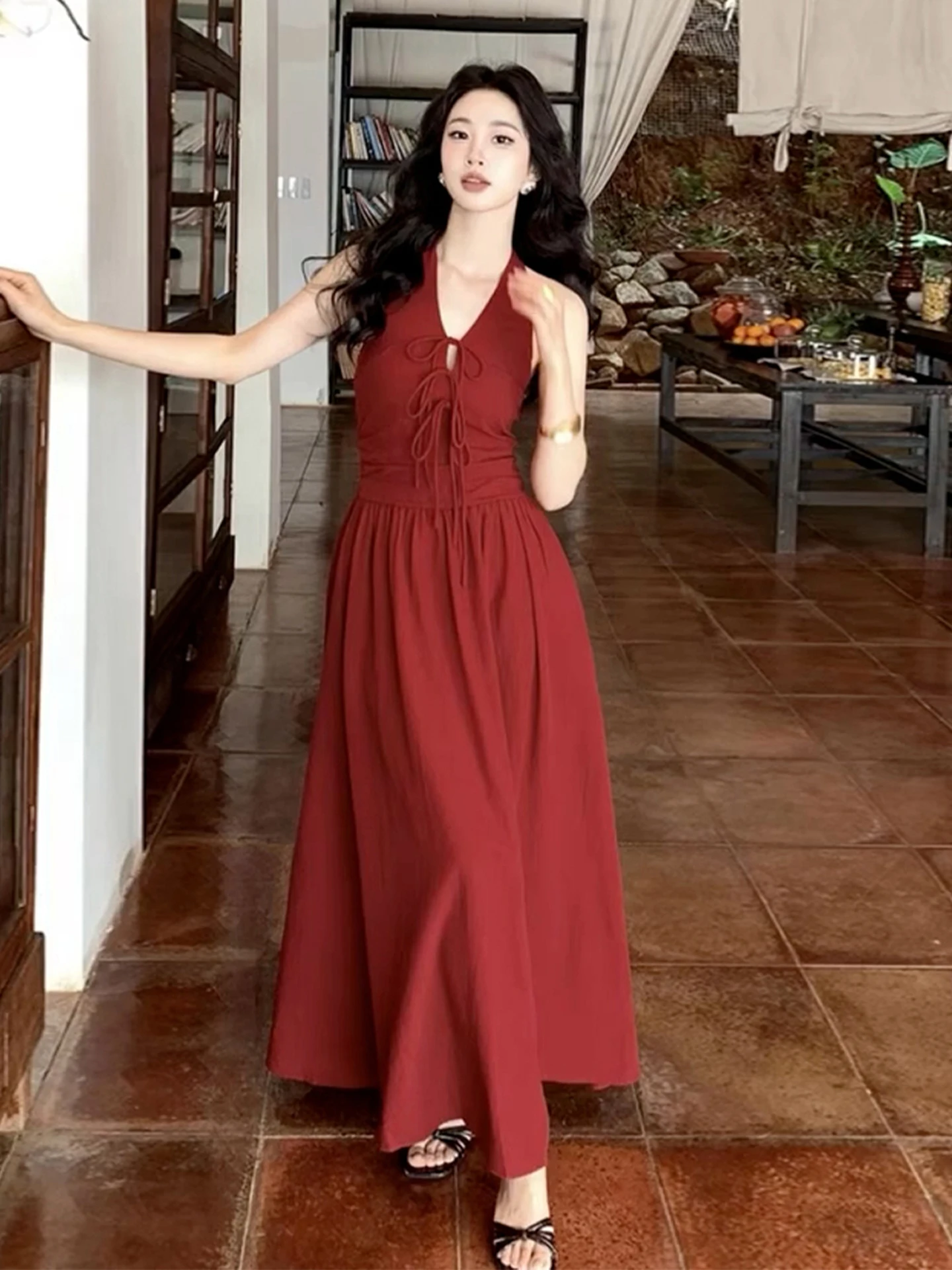 Rouge v-ne suspendu Ne Dr femmes été 2025 nouveau Design sensuel épicé taille couchée longue Dr doux japonais Sle