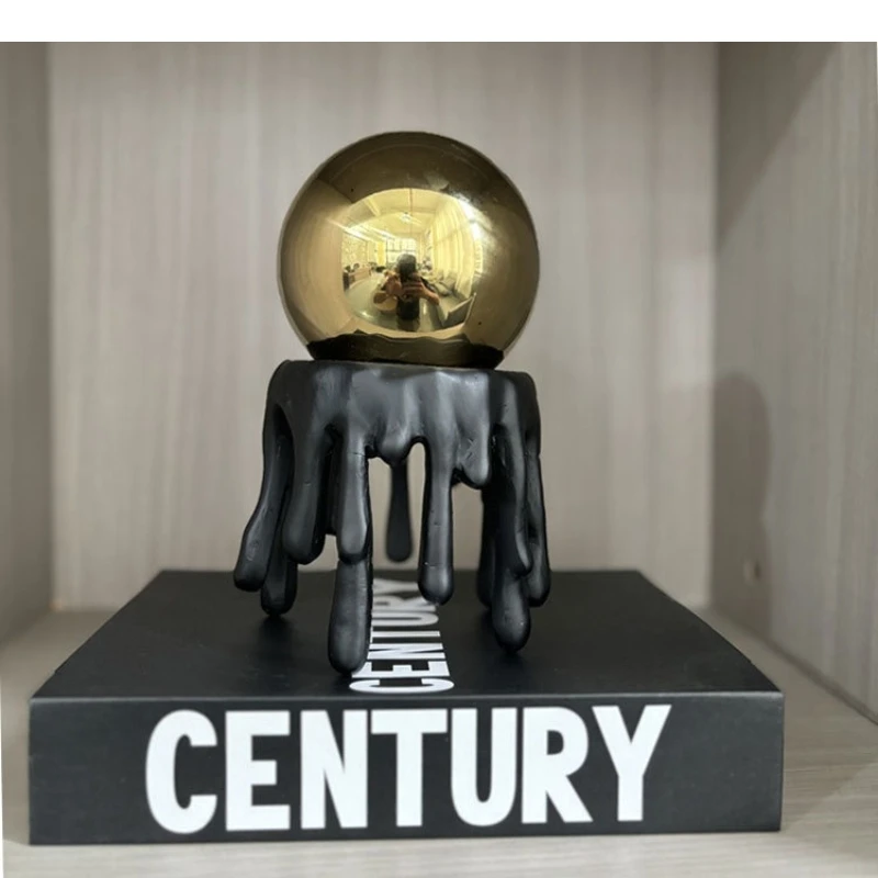 Abstract Art Spherical Octopus Figurine Resin Handicrafts Water Drop Golden Ball Ornament Decorative Figurines Home Decoration