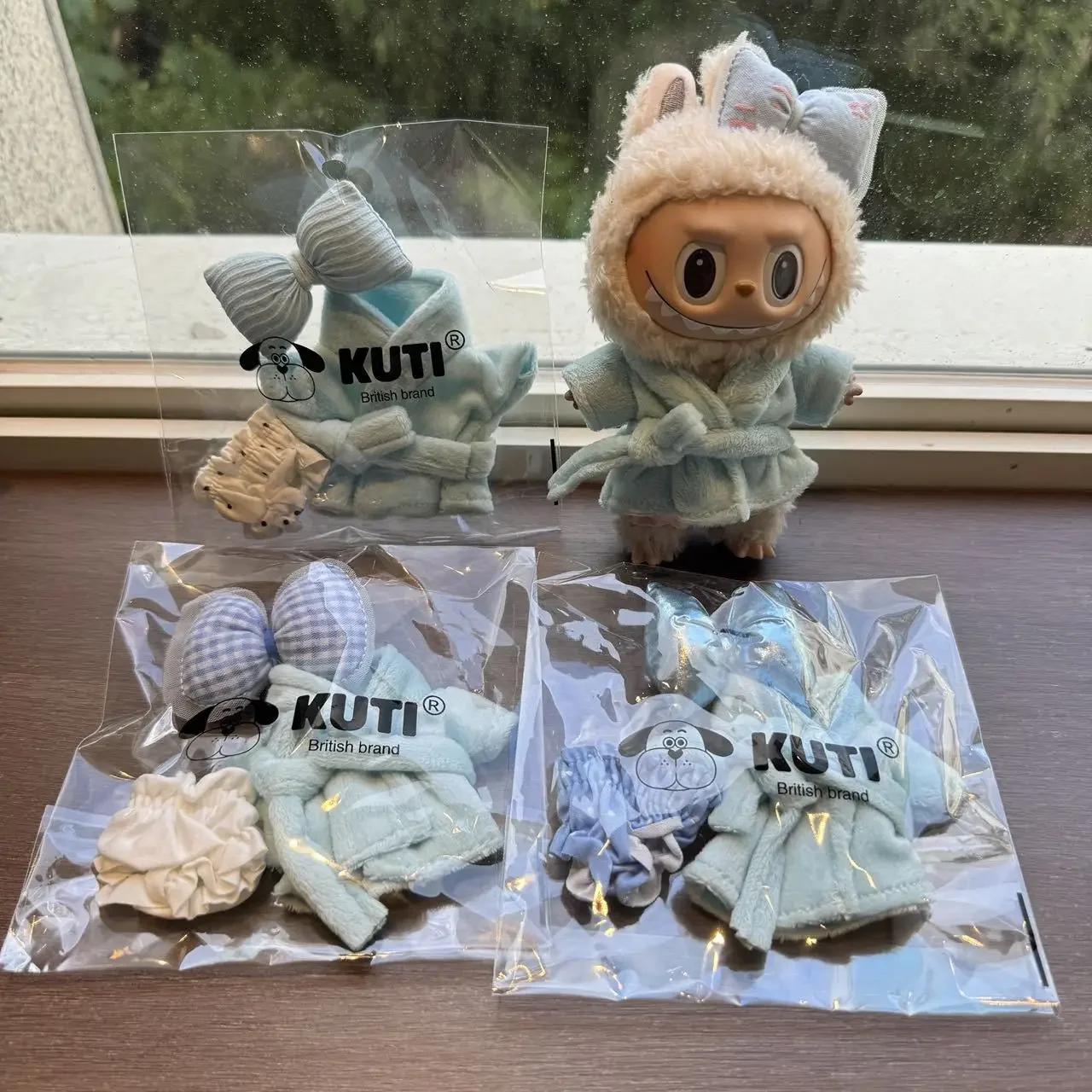 Pigiama in peluche con fiocco e pantaloni Set per accappatoio Labubu per accessori di abbigliamento fai da te per bambole Labubu V1v2v3