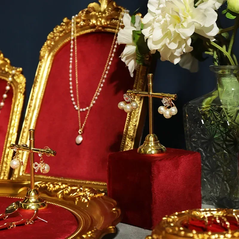 Light Luxury Red Flannelette Photo Frame Necklace Stand Jewelry Store Shooting Props Ring Tray Shop Jewelry Display Rack