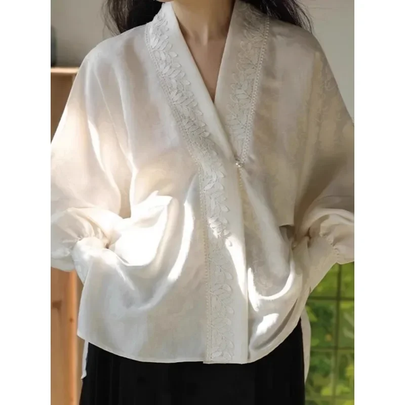 Heavy Industry White Pearl Button Three Dimensional Green Leaf Jacquard Long Sleeve Hanfu Top Women Autumn Winter Fashion Shirt