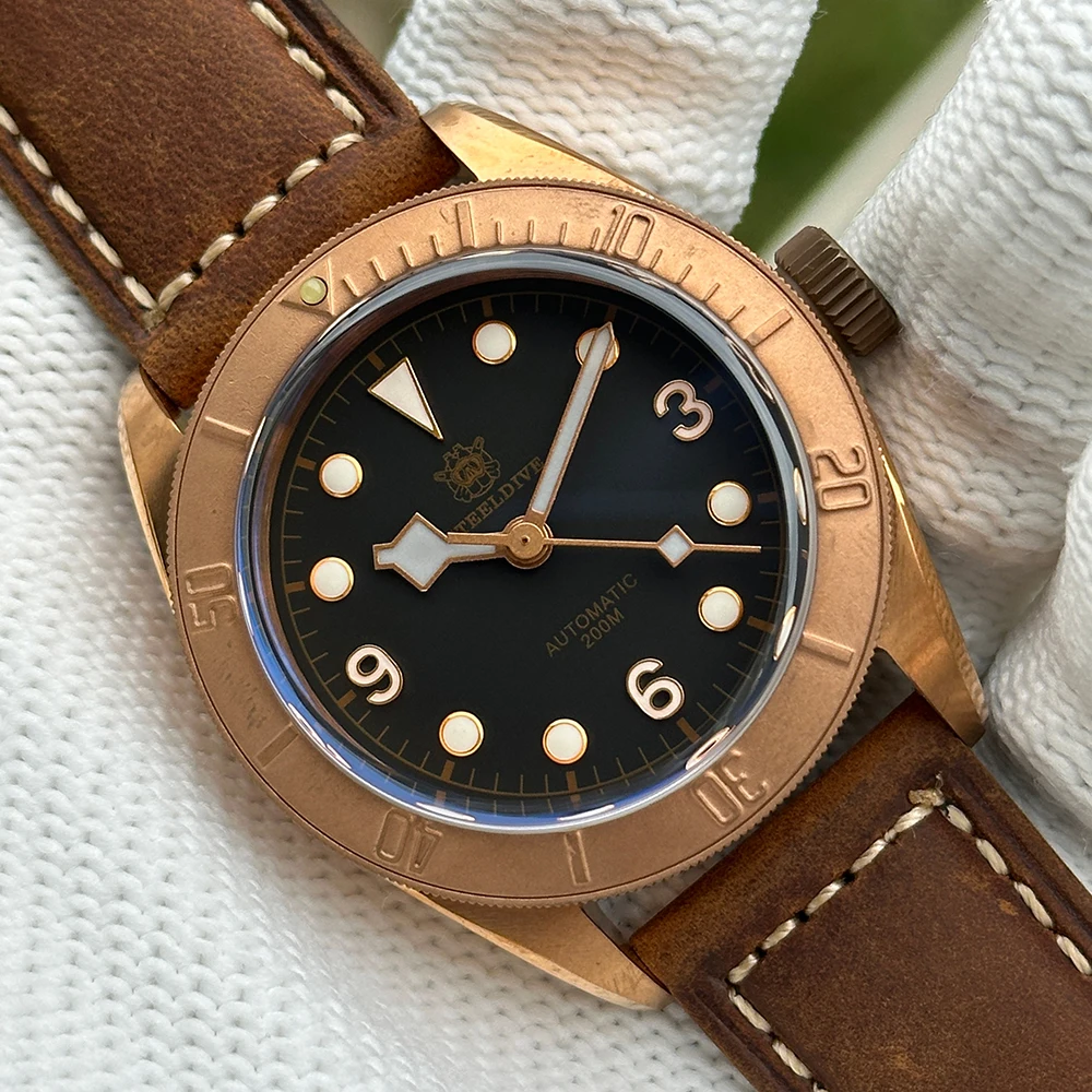 

STEELDIVE 41.1mm Bronze Mens Watch Mechanical Watch Original NH35 Automatic CuSn8 Case Sapphire BGW9 Luminous 200M Waterproof