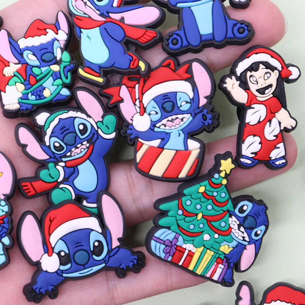 16-27Pcs Lilo & Stitch Blue Alien Shoe Charms fai da te ragazzi ragazze PVC Disney Christmas Garden Shoes Button Fit bracciale decorazioni