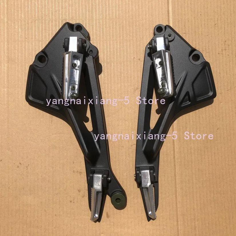 For LIFAN Lf150-10b/s/f Kp150 Kpr150/200 Front Left and Right Footrest Pedal Support Assembly