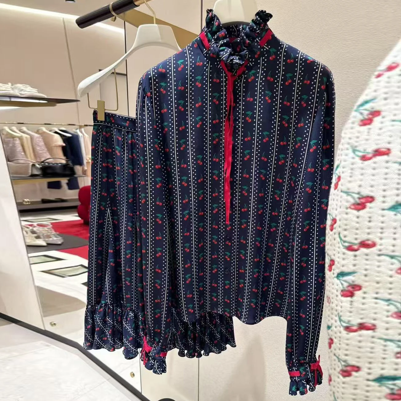 

Retro Cherry Silk Shirt And Pleated Skirt Set Vintage Fashion Women's Clothing Long Sleeve Collar Button up Two Piece Suit