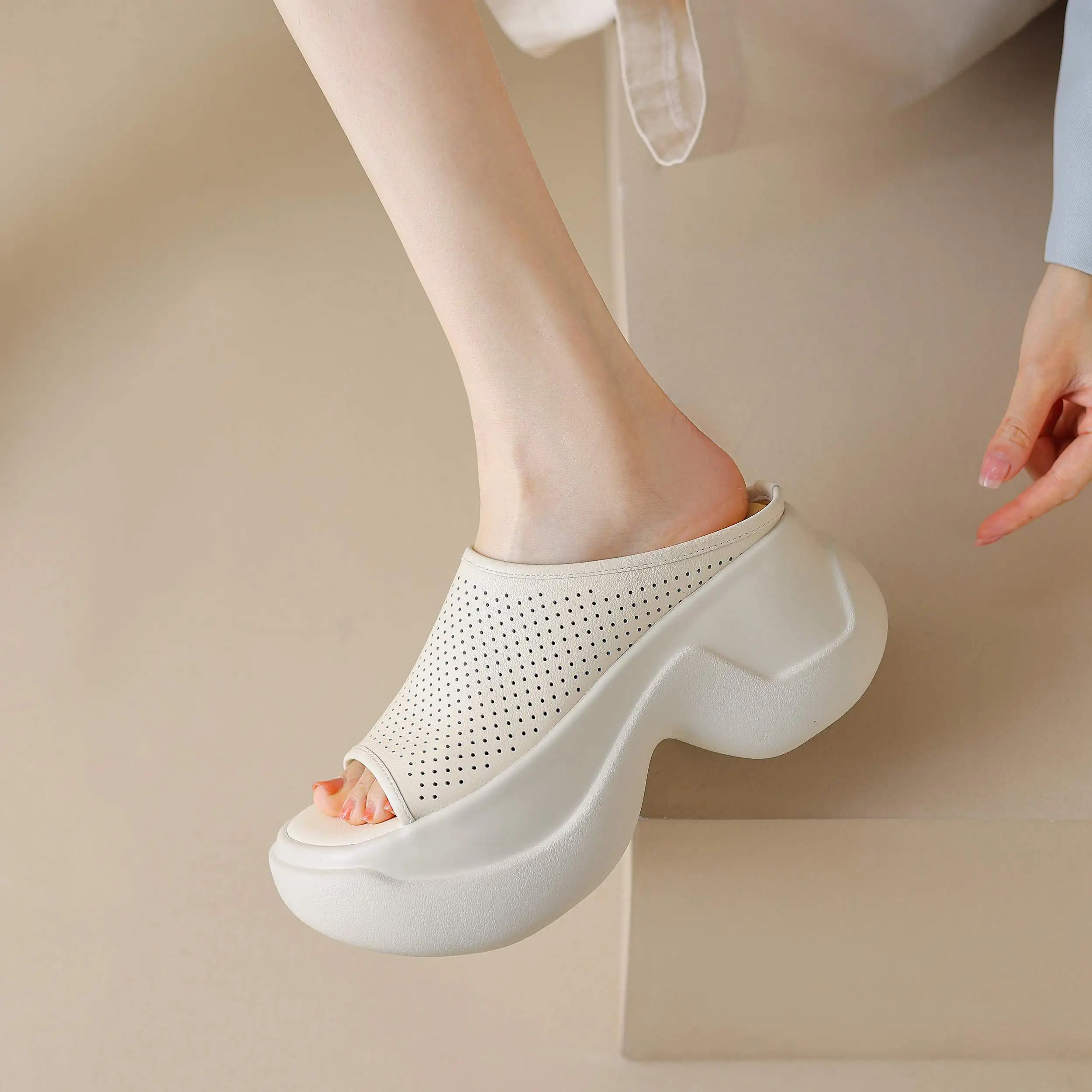 Krazing Pot Cow Leather Peep Toe Slip On High Heel Slingback Breathable Concise Mules Casual Slides Solid Platform Women Sandals image 3