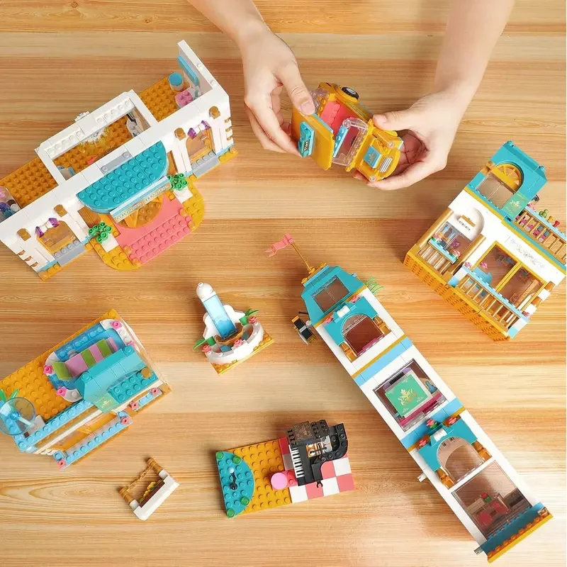 مجموعة بناء الفندق الكبرى من فريندز هارت ليك سيتي، لعبة مكعبات بناء منزل البنات هدية للأطفال البنات من سن 6 إلى 12 عامًا (1639 قطعة) #6