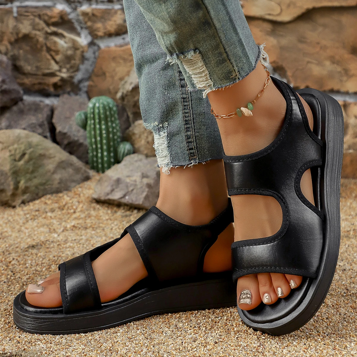 2026 New Women's Large Size Elastic Strap Design Casual Sandals Summer Solid Color Non-Slip Comfortable Beach Open-Toe Sandals
