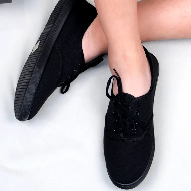 Couple Canvas Shoes Simple Style Sneaker Outdoor Light Walking Shoes Lace-Up Flats Adolescents Student Casual Canvas Shoes Tenis