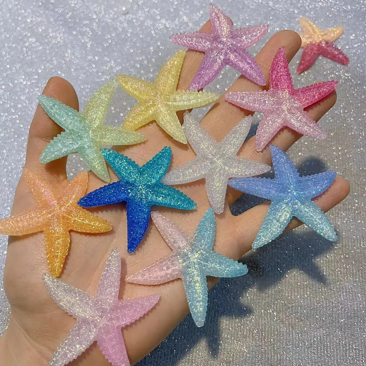 100pcs Random Mix Color 3D Resin Aurora Large Starfish 50X47mm Firefly Luminous Photo Frame Phone Case Diy Charms