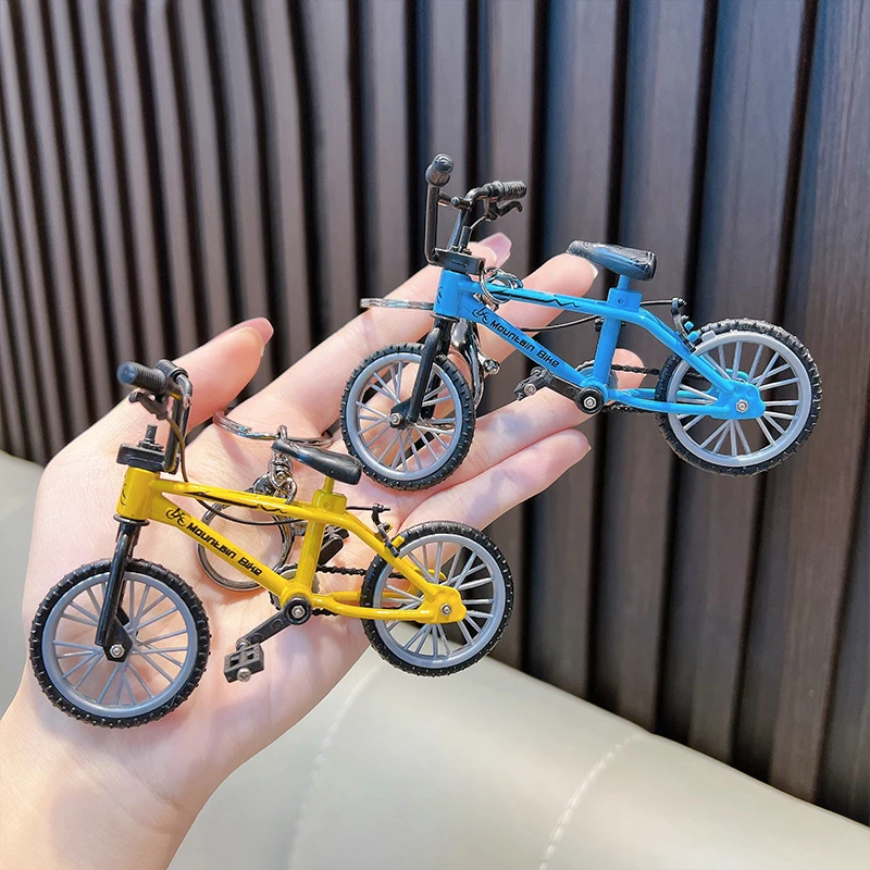 Mini Alloy Model Bicycle Keychain Retro Double Lever Bike Bag Pendent Key Chain Toy For Children Men Collector Souvenir Gift