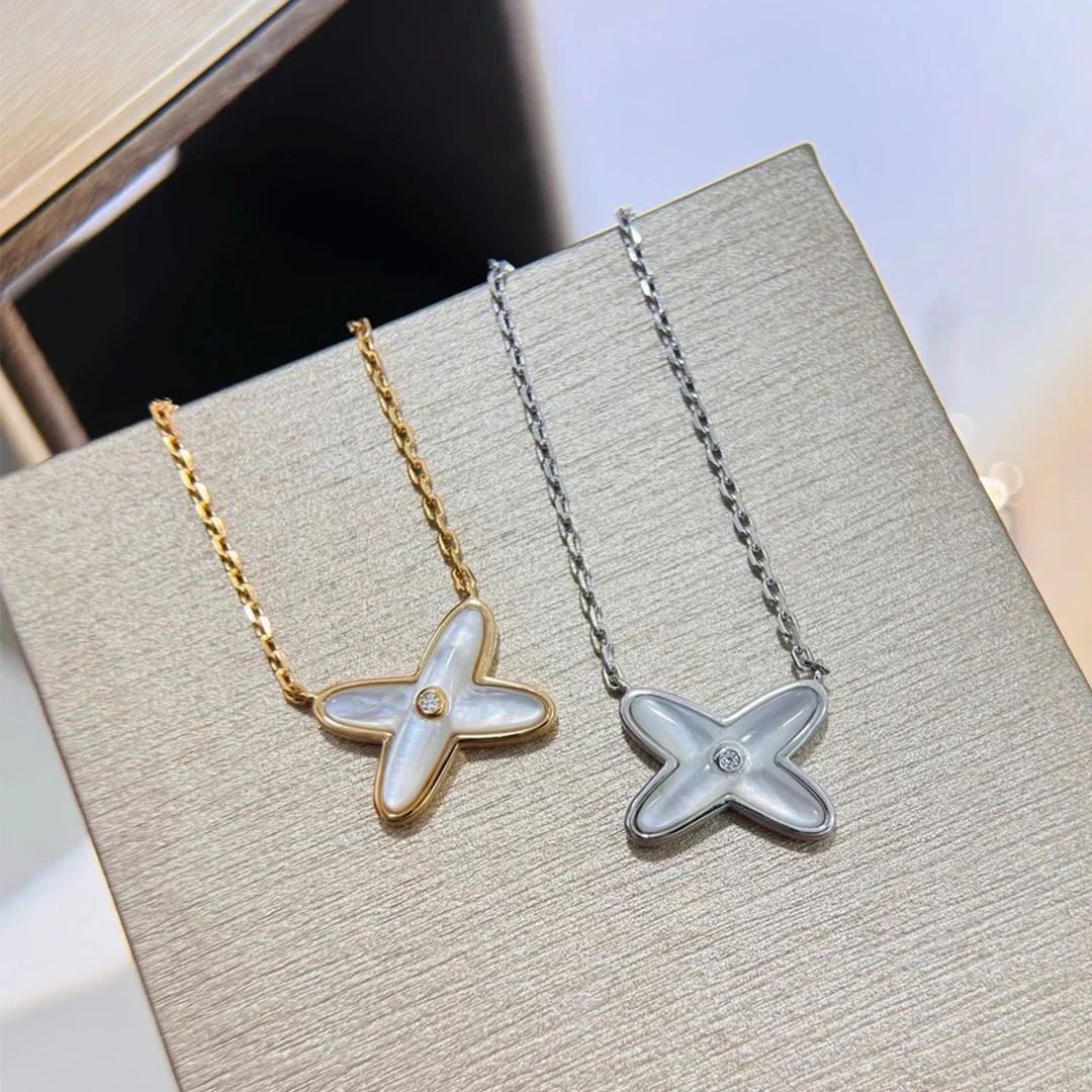 Zarte Vier-Sterne-Mutterperlen-Halskette mit natürlicher weißer Muschel, minimalistischer Schmuck, Geschenk für Frauen. Weihnachtsgeschenk – Detail 5