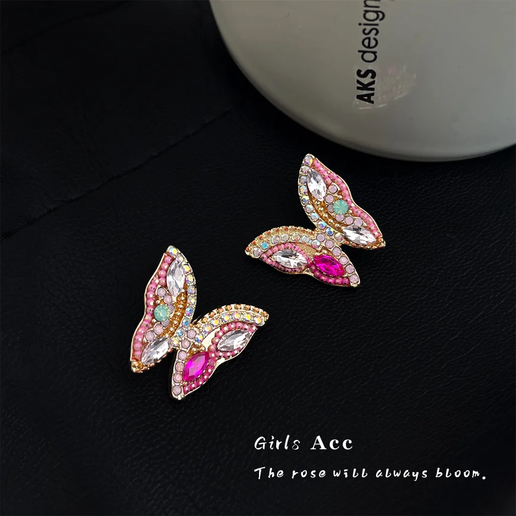 

Hot Sale Classic Vintage Colorful Diamond Butterfly Earrings Exclusive Luxury Handmade Elegant Ear Studs Fashion Jewelry